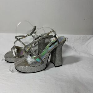 Touch Ups Women's Silver Sparkle Platform Strappy Sandals Size 7
